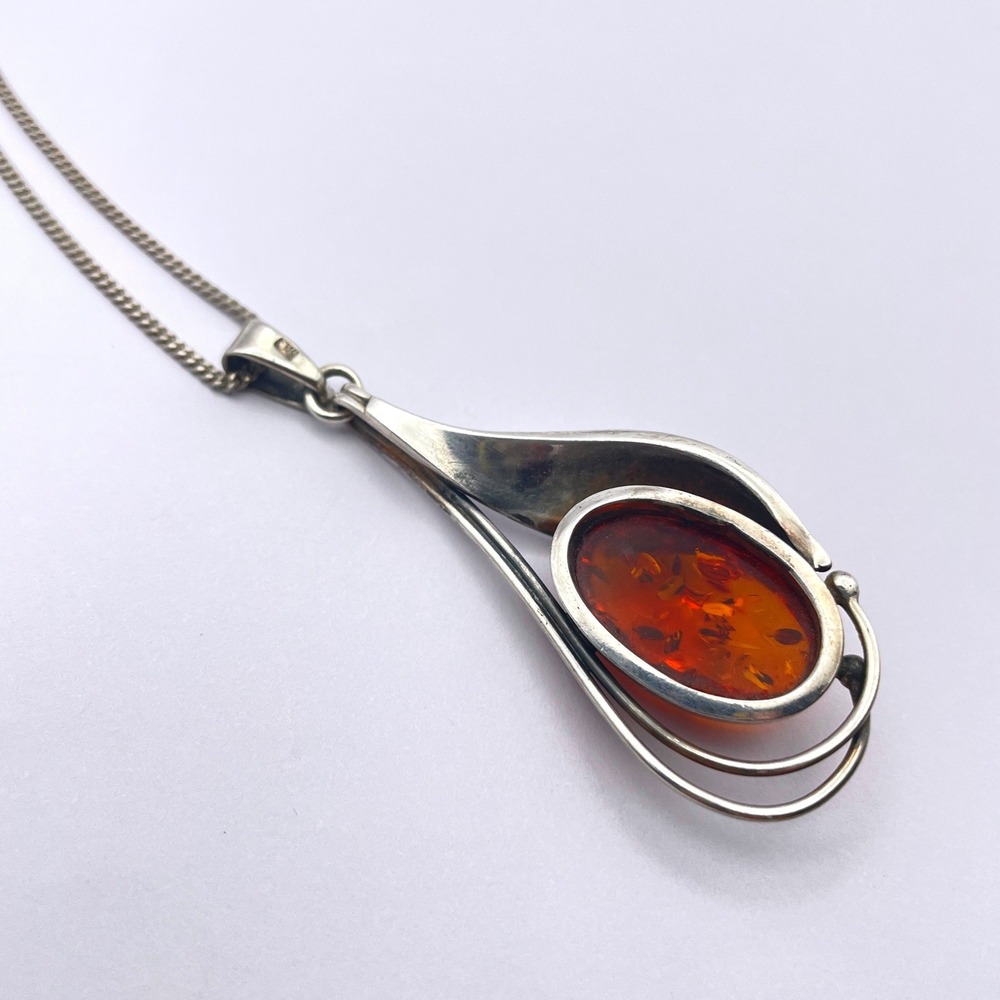 Nouveau Sterling Silver Cognac Amber Oval Pendant Necklace 20" Cable Chain - Picture 5 of 11